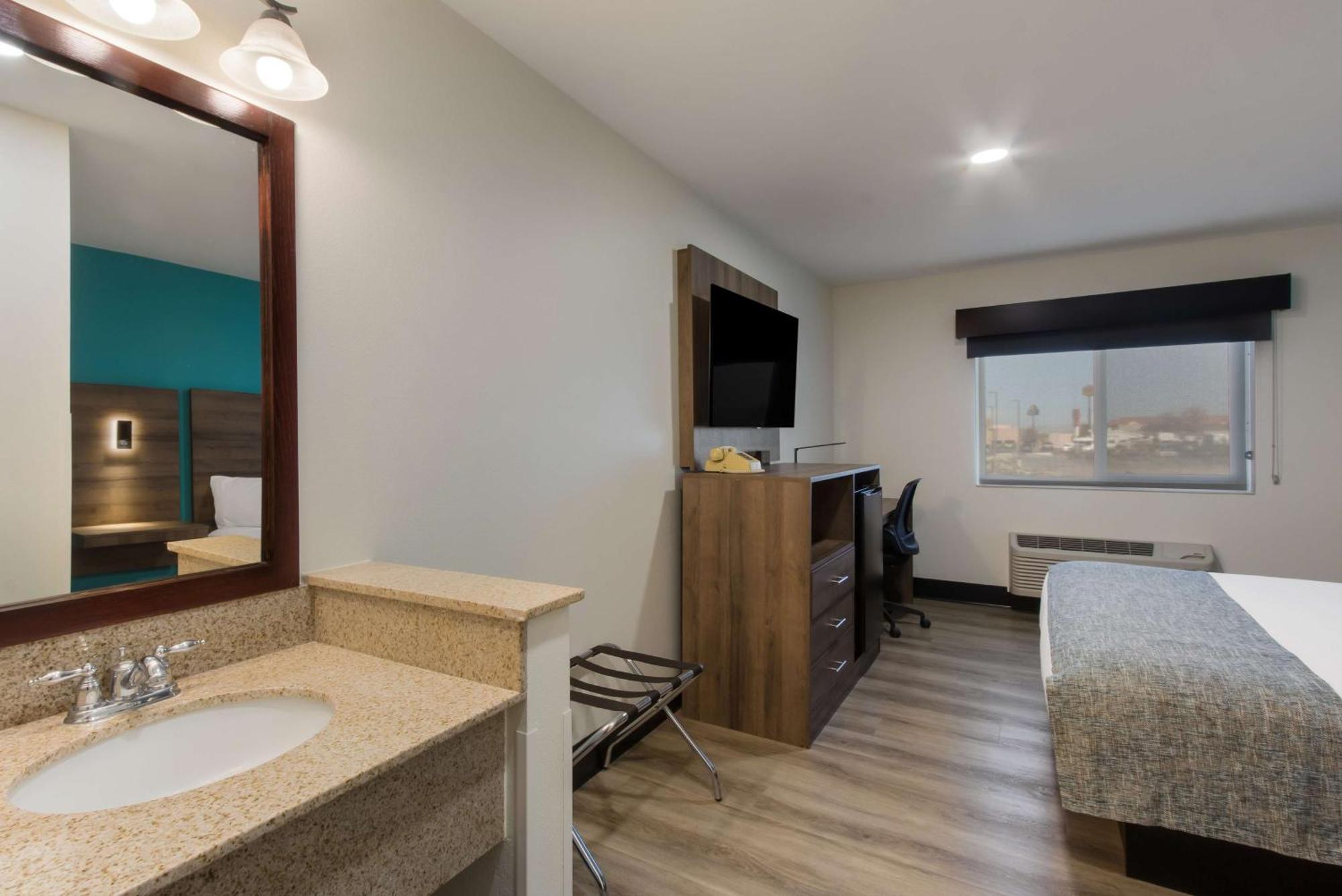 The Copper Hotel - Surestay Collection By Best Western Camp Verde Exterior photo